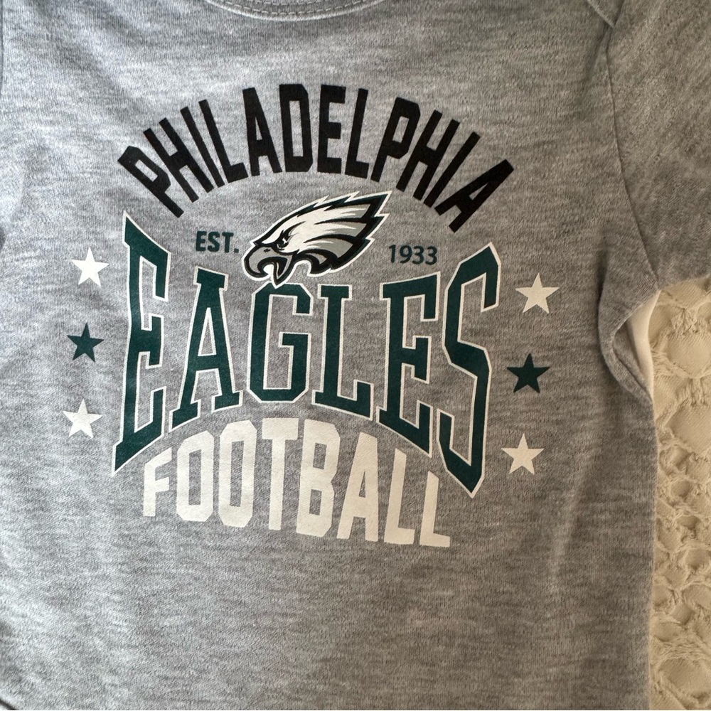 Philadelphia Eagles Kids One Piece Set of 3 - Green, Gray, & White NWT - Picture 4 of 7